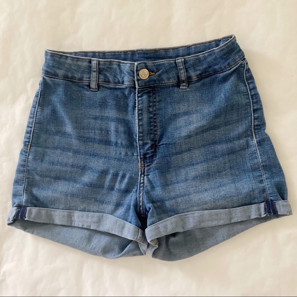 Divided by H&M Denim High Waisted Shorts - Picture 1 of 10